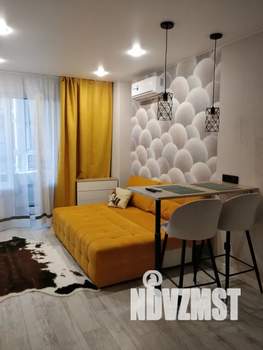 Студия квартира, посуточно, 28м2, 10/24 этаж