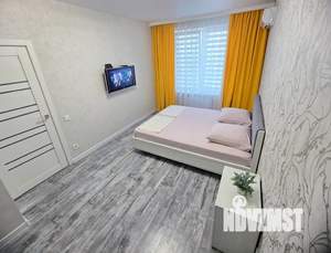 1-к квартира, посуточно, 35м2, 19/24 этаж