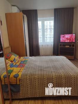 1-к квартира, посуточно, 39м2, 12/18 этаж