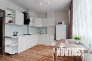 1-к квартира, посуточно, 42м2, 2/23 этаж