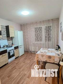 1-к квартира, посуточно, 60м2, 1/1 этаж