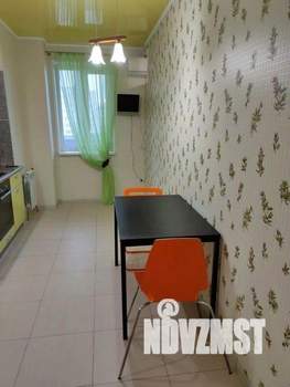 1-к квартира, посуточно, 46м2, 1/1 этаж