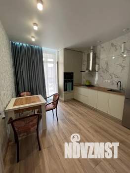 1-к квартира, посуточно, 42м2, 8/22 этаж