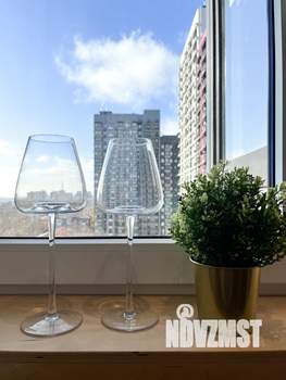 Студия квартира, посуточно, 30м2, 7/19 этаж