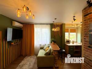 Студия квартира, посуточно, 32м2, 7/10 этаж