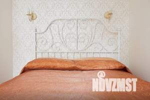 2-к квартира, посуточно, 45м2, 5/15 этаж