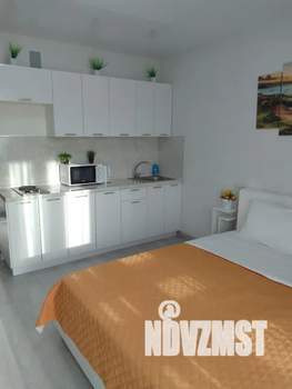 Студия квартира, посуточно, 27м2, 13/25 этаж