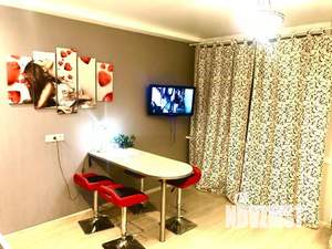 1-к квартира, посуточно, 37м2, 1/1 этаж