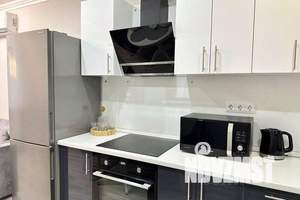 2-к квартира, посуточно, 45м2, 10/33 этаж