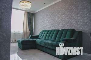 3-к квартира, посуточно, 80м2, 15/32 этаж