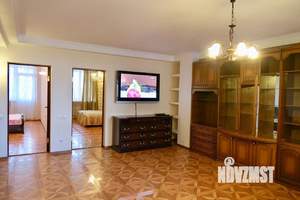 3-к квартира, на длительный срок, 100м2, 10/18 этаж