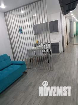 1-к квартира, посуточно, 33м2, 22/32 этаж