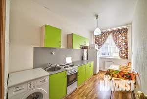 1-к квартира, посуточно, 37м2, 3/6 этаж