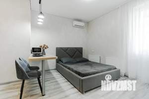 Студия квартира, посуточно, 28м2, 3/25 этаж