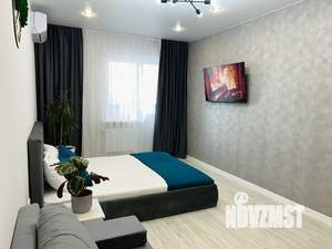 1-к квартира, посуточно, 40м2, 11/25 этаж