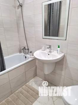 Студия квартира, посуточно, 40м2, 10/21 этаж