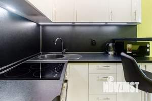 Студия квартира, посуточно, 43м2, 19/24 этаж