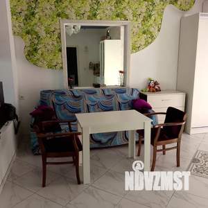 1-к квартира, посуточно, 47м2, 1/2 этаж