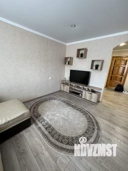 Студия квартира, на длительный срок, 40м2, 3/18 этаж