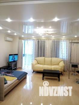 Студия квартира, посуточно, 42м2, 8/14 этаж