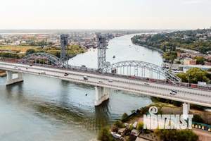 Студия квартира, посуточно, 28м2, 24/32 этаж