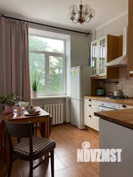 1-к квартира, посуточно, 50м2, 1/1 этаж