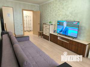 1-к квартира, посуточно, 40м2, 10/10 этаж