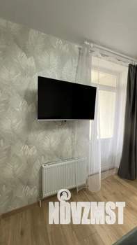 Студия квартира, посуточно, 38м2, 2/25 этаж