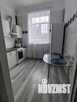 1-к квартира, посуточно, 49м2, 2/5 этаж