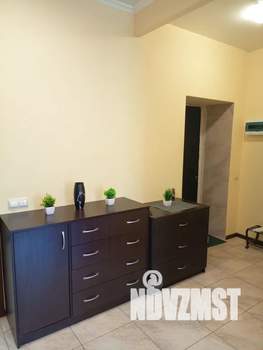 Студия квартира, посуточно, 35м2, 1/5 этаж