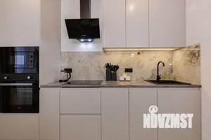 1-к квартира, посуточно, 42м2, 14/19 этаж