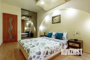 1-к квартира, посуточно, 65м2, 1/1 этаж