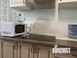 1-к квартира, посуточно, 37м2, 7/21 этаж