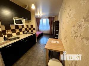 Студия квартира, посуточно, 28м2, 1/17 этаж