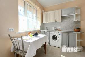 2-к квартира, посуточно, 60м2, 1/1 этаж