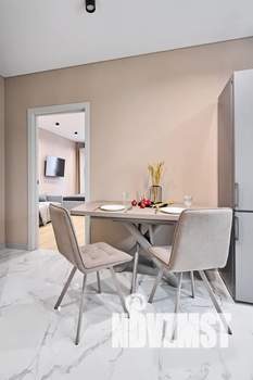 1-к квартира, посуточно, 40м2, 19/24 этаж