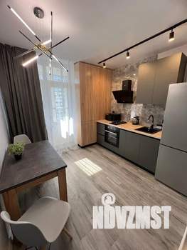 1-к квартира, посуточно, 35м2, 14/14 этаж