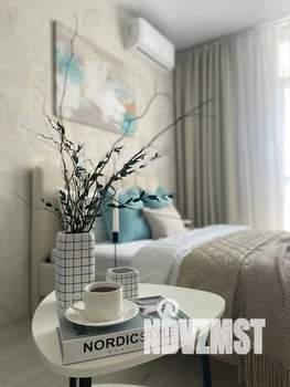 1-к квартира, посуточно, 33м2, 8/25 этаж