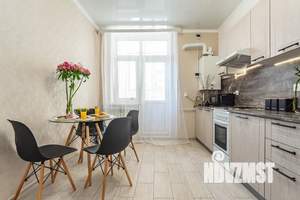 1-к квартира, посуточно, 38м2, 5/25 этаж