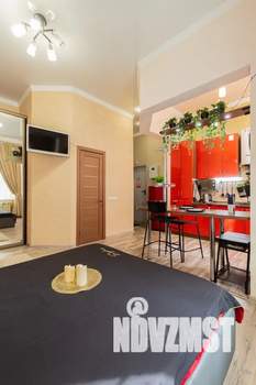 Студия квартира, посуточно, 30м2, 1/3 этаж