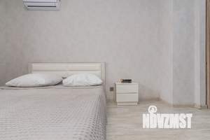 Студия квартира, посуточно, 25м2, 3/19 этаж