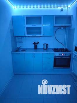 Студия квартира, посуточно, 30м2, 8/10 этаж