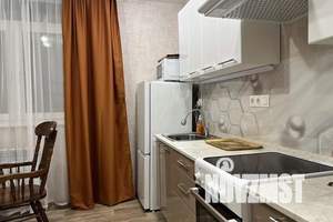 2-к квартира, посуточно, 40м2, 12/18 этаж