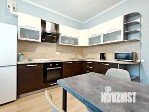 1-к квартира, посуточно, 40м2, 2/14 этаж