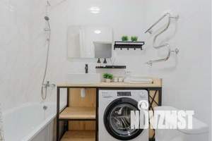 1-к квартира, посуточно, 38м2, 10/25 этаж