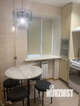 2-к квартира, посуточно, 50м2, 1/5 этаж