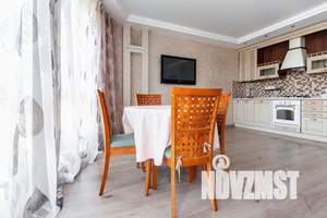 3-к квартира, посуточно, 79м2, 6/12 этаж