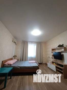 1-к квартира, посуточно, 37м2, 1/9 этаж