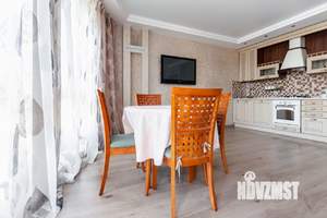 3-к квартира, посуточно, 82м2, 6/10 этаж