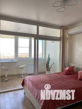 Студия квартира, посуточно, 28м2, 21/32 этаж